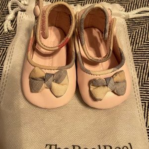 Baby girl Burberry flats